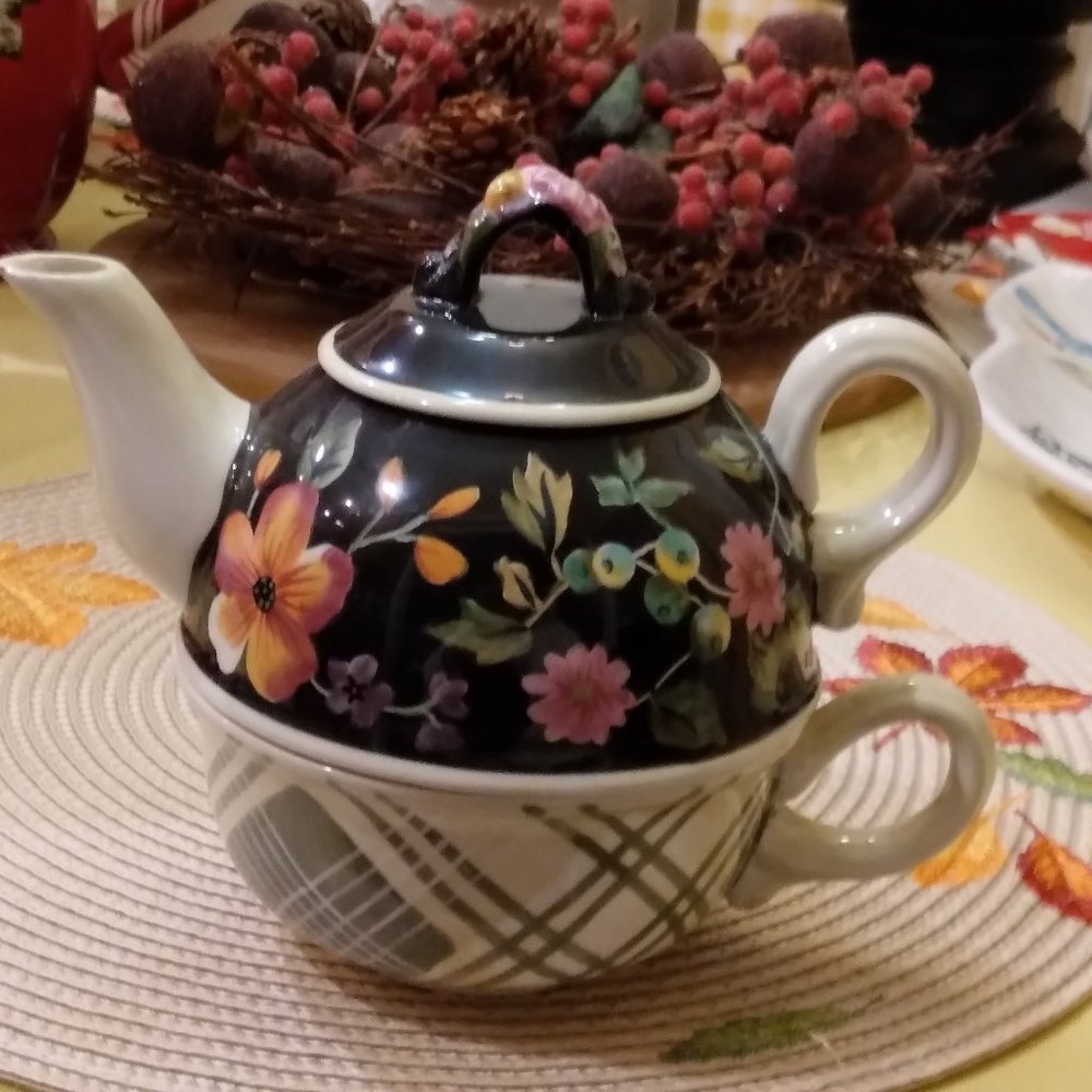 Tracy Porter Tea for One from The Jardinere Collection